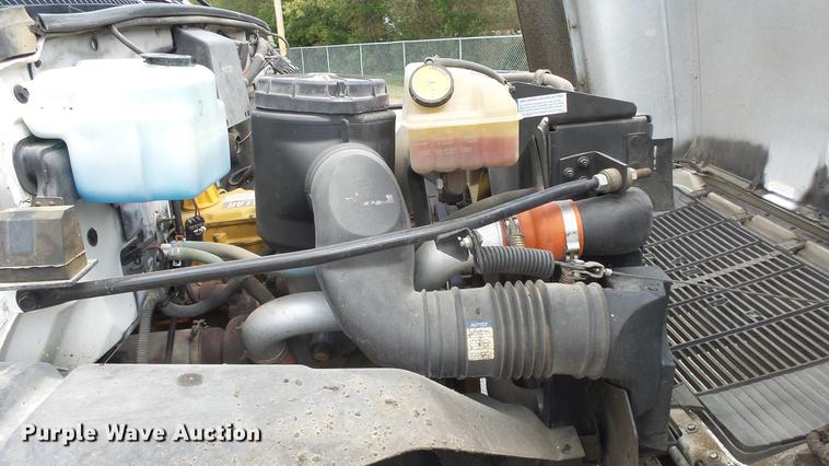 image for item ES9441 1998 GMC C8500 slurry truck