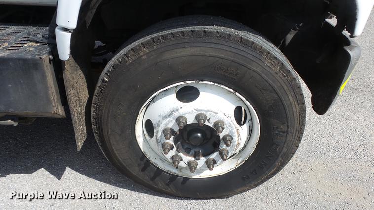 image for item ES9441 1998 GMC C8500 slurry truck