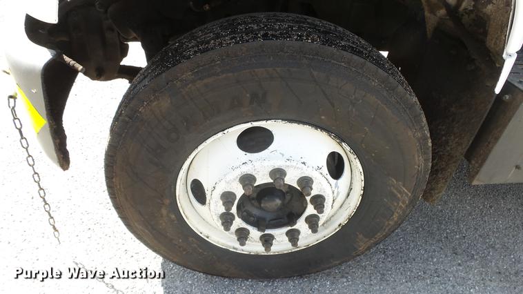 image for item ES9441 1998 GMC C8500 slurry truck