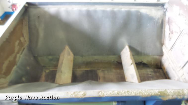 image for item ES9441 1998 GMC C8500 slurry truck