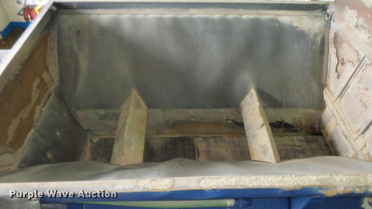 image for item ES9441 1998 GMC C8500 slurry truck