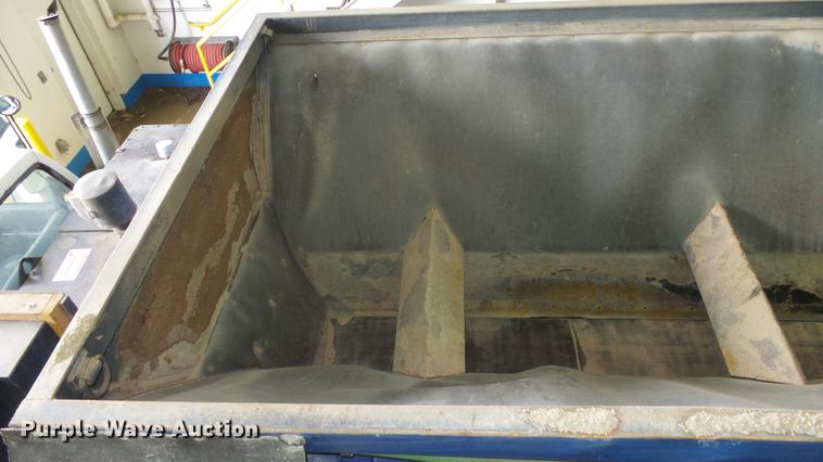 image for item ES9441 1998 GMC C8500 slurry truck