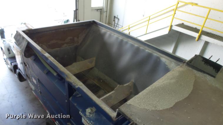 image for item ES9441 1998 GMC C8500 slurry truck