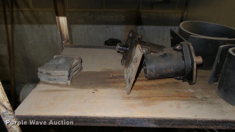 image for item ES9441 1998 GMC C8500 slurry truck