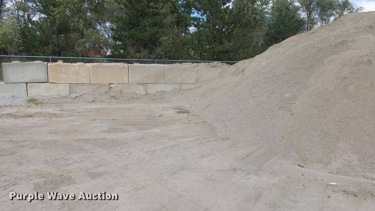 image for item ES9441 1998 GMC C8500 slurry truck