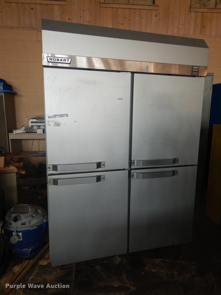 Hobart Q2 refrigerator in Holton, KS Item FC9277 sold Purple Wave