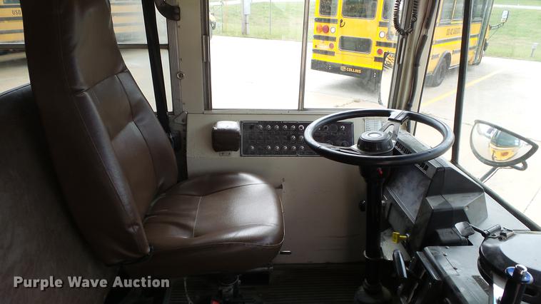image for item FE9202 1998 Blue Bird TC2000 school bus