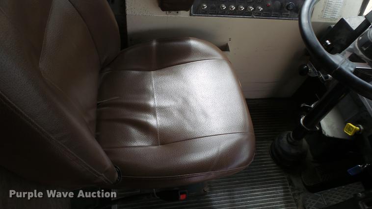 image for item FE9202 1998 Blue Bird TC2000 school bus