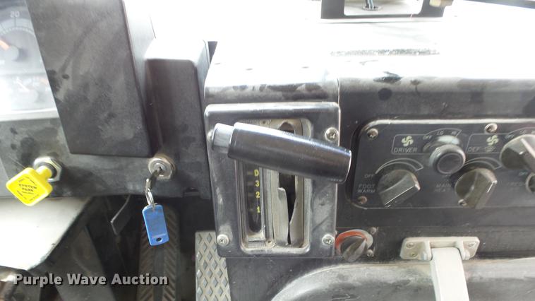 image for item FE9202 1998 Blue Bird TC2000 school bus