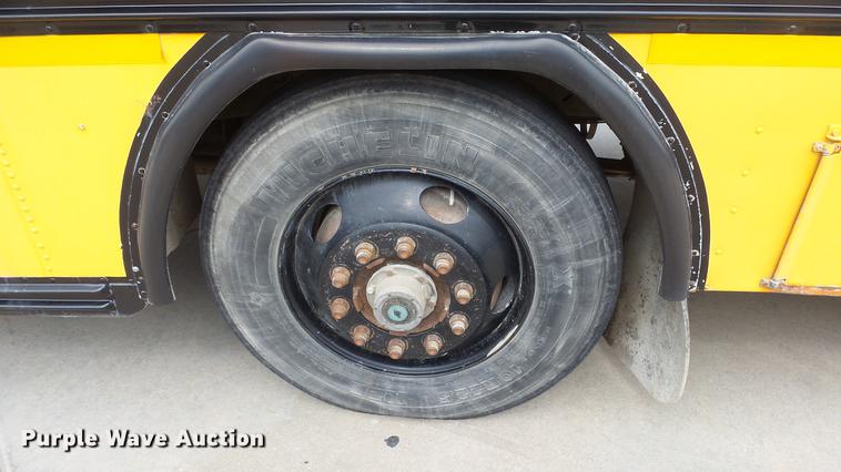 image for item FE9202 1998 Blue Bird TC2000 school bus