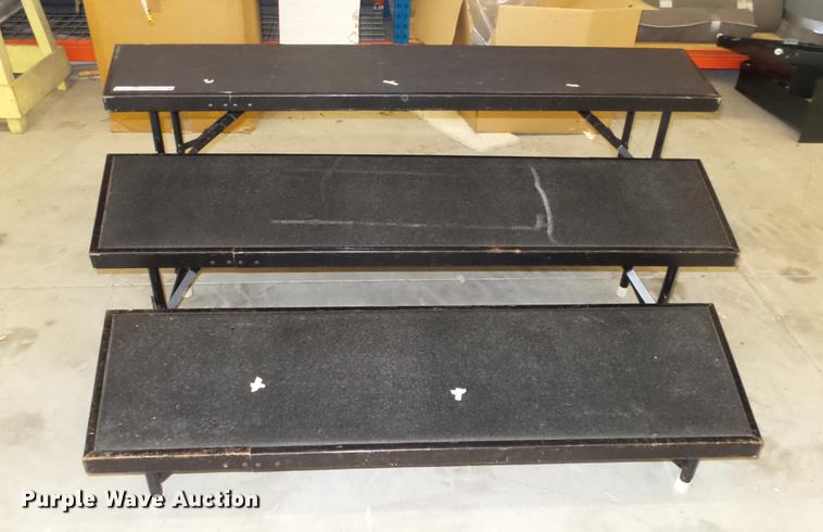 image for item FE9203 (7) stage risers