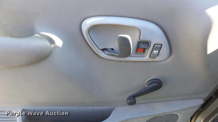 image for item FO9054 1999 Chevrolet Suburban C1500 SUV