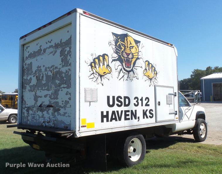 image for item FO9057 1991 Chevrolet 3500 box truck