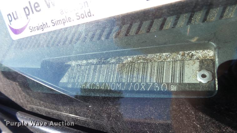 image for item FO9057 1991 Chevrolet 3500 box truck