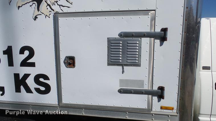 image for item FO9057 1991 Chevrolet 3500 box truck