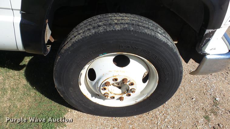 image for item FO9057 1991 Chevrolet 3500 box truck