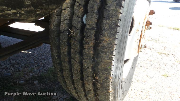 image for item FO9057 1991 Chevrolet 3500 box truck