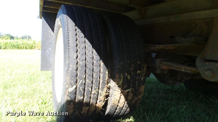 image for item FO9057 1991 Chevrolet 3500 box truck