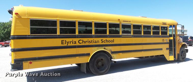 image for item FO9058 1999 International 3800 school bus