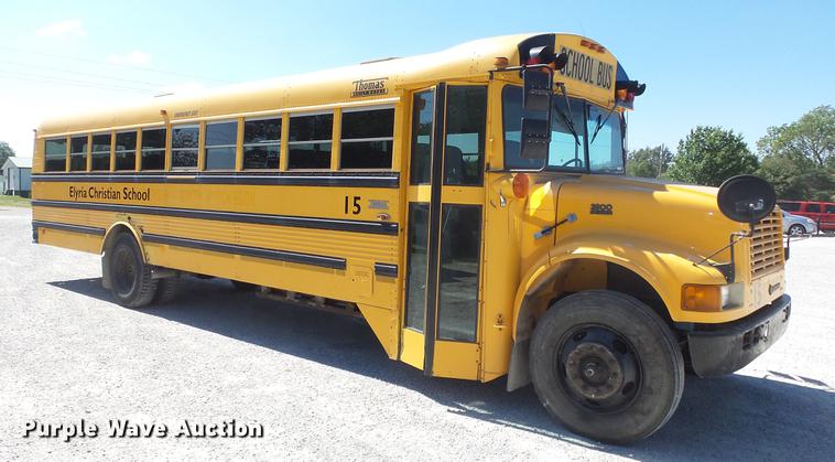 image for item FO9058 1999 International 3800 school bus