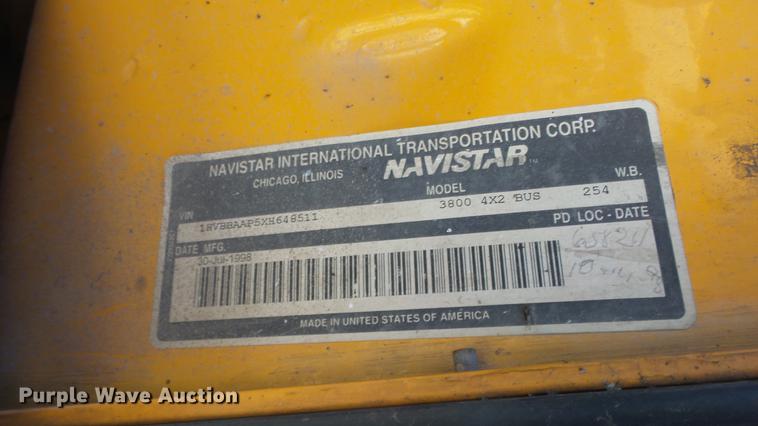 image for item FO9058 1999 International 3800 school bus