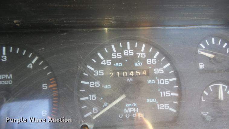 image for item FO9059 1992 Dodge Dakota pickup truck