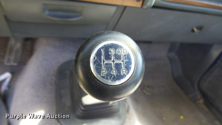 image for item FO9059 1992 Dodge Dakota pickup truck