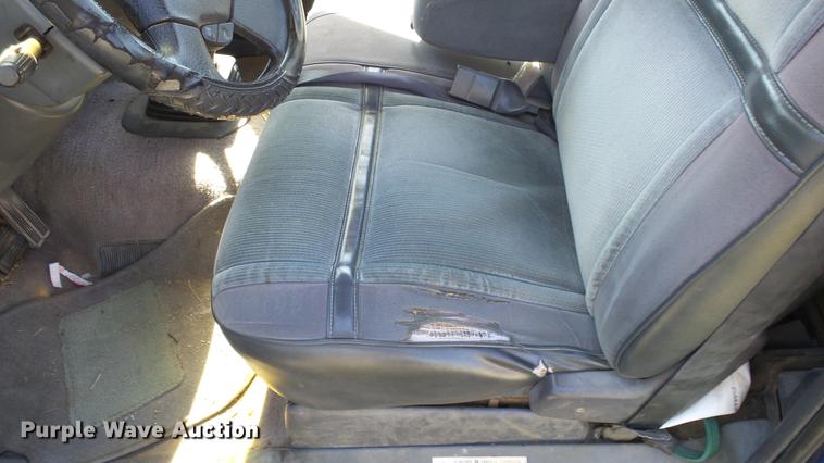 image for item FO9059 1992 Dodge Dakota pickup truck