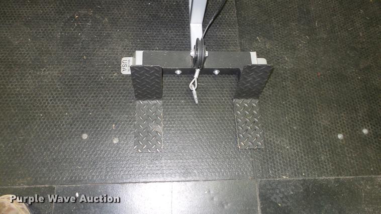 image for item FO9068 Bigger Faster Stronger lat machine