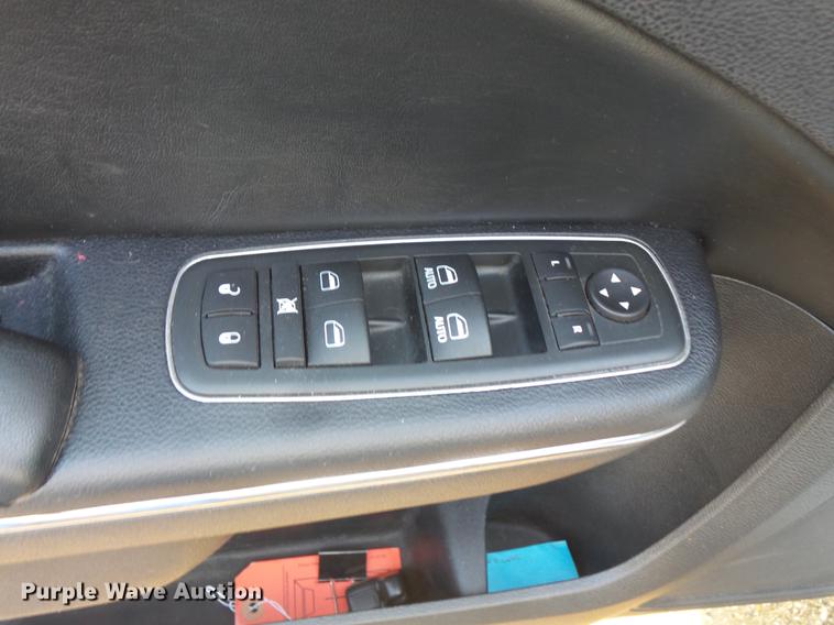 image for item FT9755 2012 Dodge Charger Police