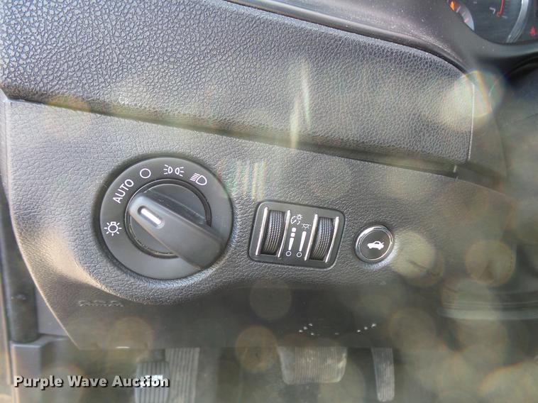 image for item FT9756 2013 Dodge Charger Police