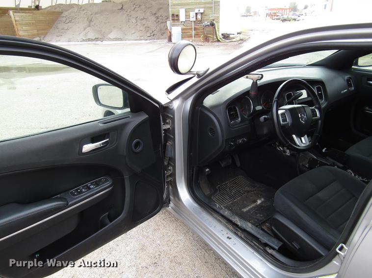 image for item FT9760 2011 Dodge Charger Police