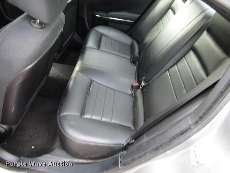 image for item FT9760 2011 Dodge Charger Police