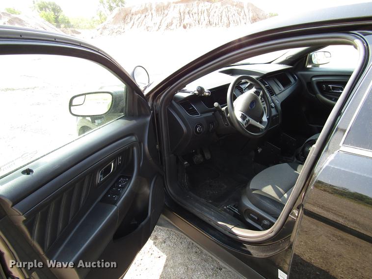 image for item FT9773 2014 Ford Taurus Police