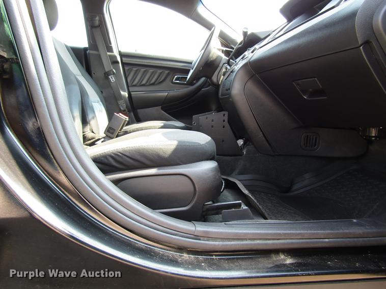 image for item FT9773 2014 Ford Taurus Police