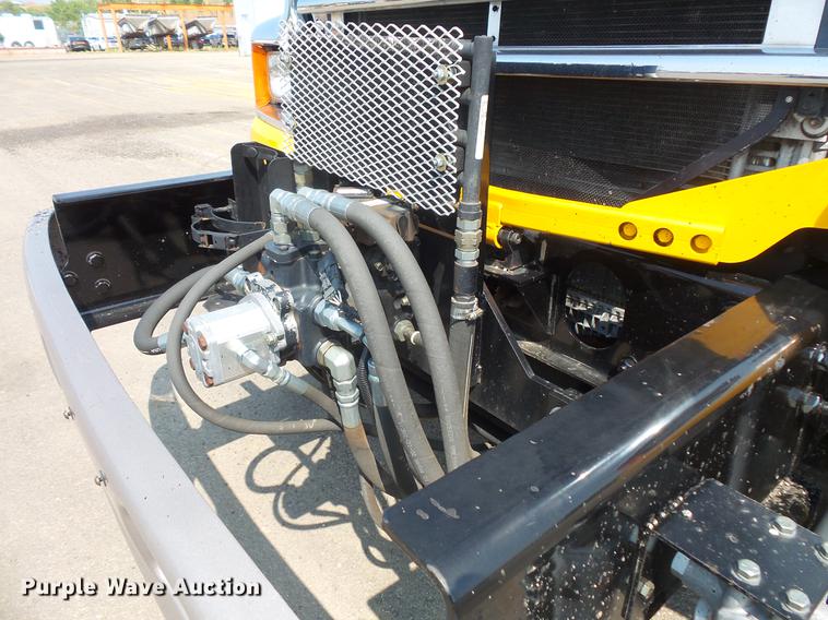 image for item FT9784 2008 Sterling oil distributor truck