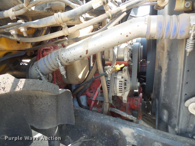 image for item FT9784 2008 Sterling oil distributor truck