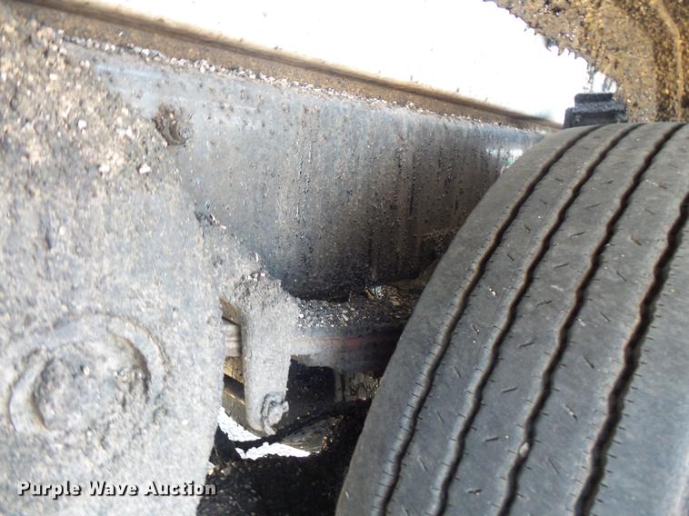 image for item FT9784 2008 Sterling oil distributor truck