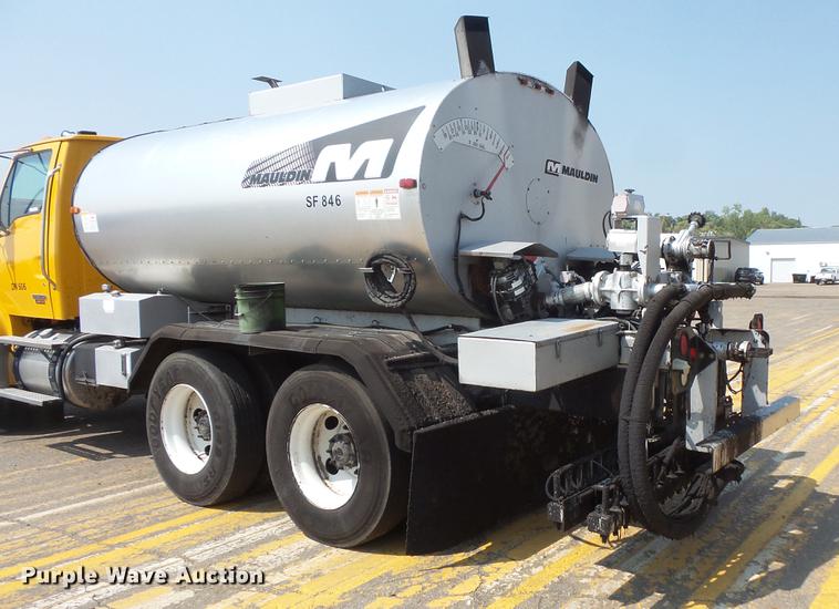 image for item FT9784 2008 Sterling oil distributor truck