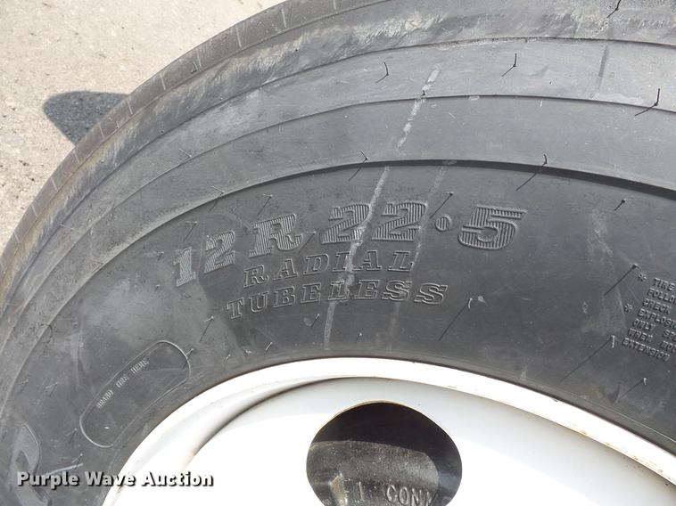 image for item FT9784 2008 Sterling oil distributor truck