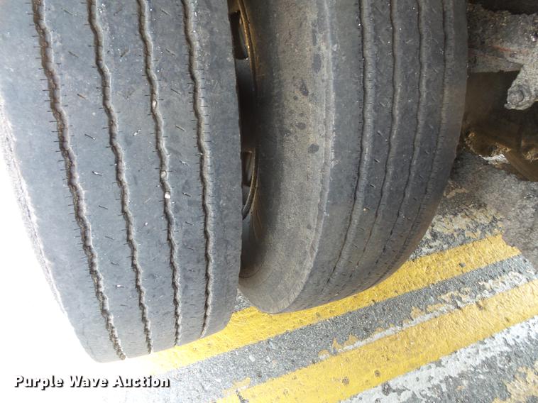 image for item FT9784 2008 Sterling oil distributor truck