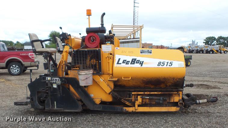 image for item FT9801 2007 LeeBoy L8515R paver