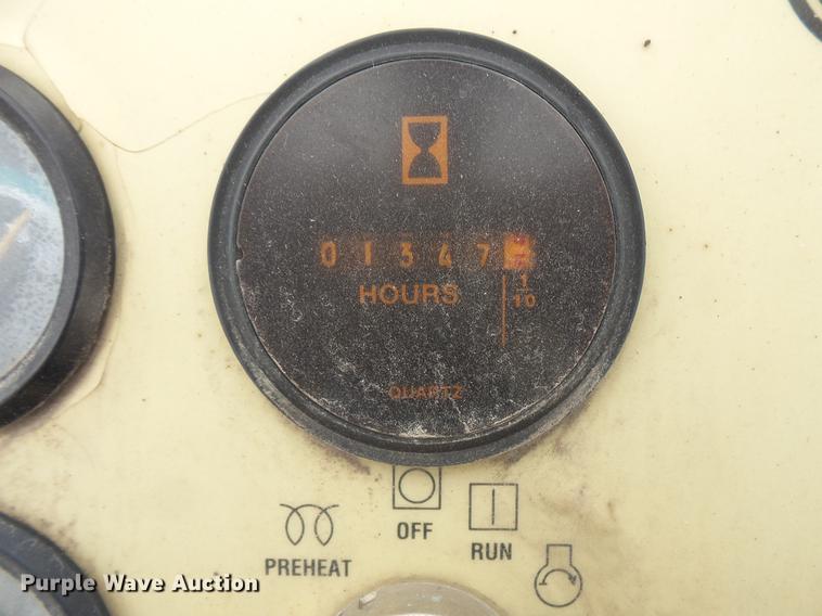 image for item FT9801 2007 LeeBoy L8515R paver