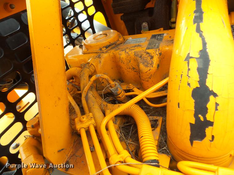 image for item FT9801 2007 LeeBoy L8515R paver