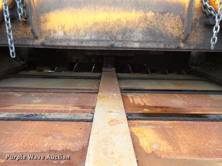 image for item FT9801 2007 LeeBoy L8515R paver