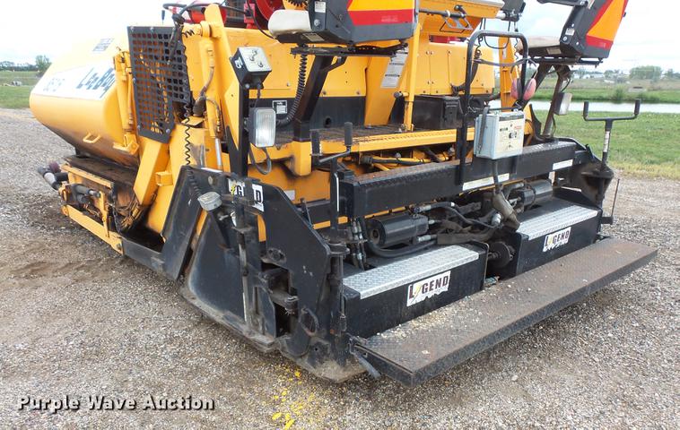 image for item FT9801 2007 LeeBoy L8515R paver