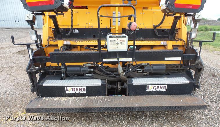 image for item FT9801 2007 LeeBoy L8515R paver