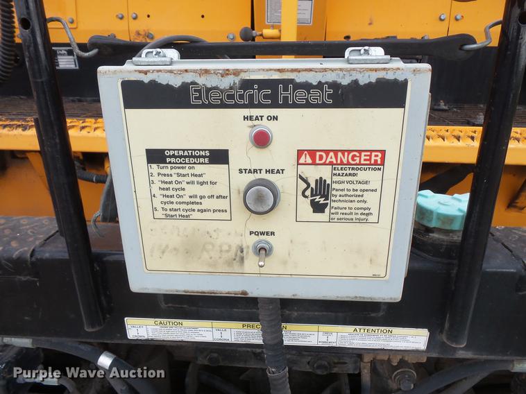 image for item FT9801 2007 LeeBoy L8515R paver