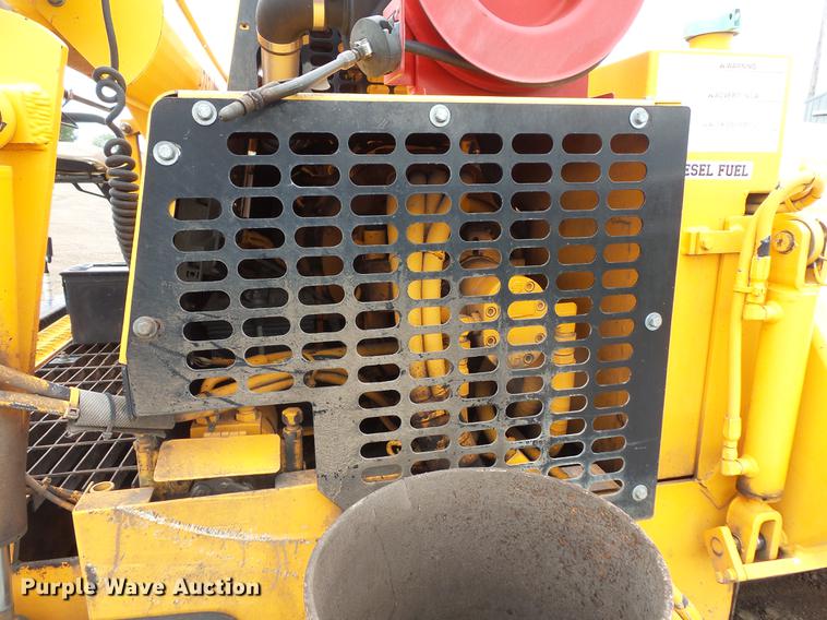 image for item FT9801 2007 LeeBoy L8515R paver