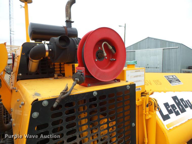 image for item FT9801 2007 LeeBoy L8515R paver